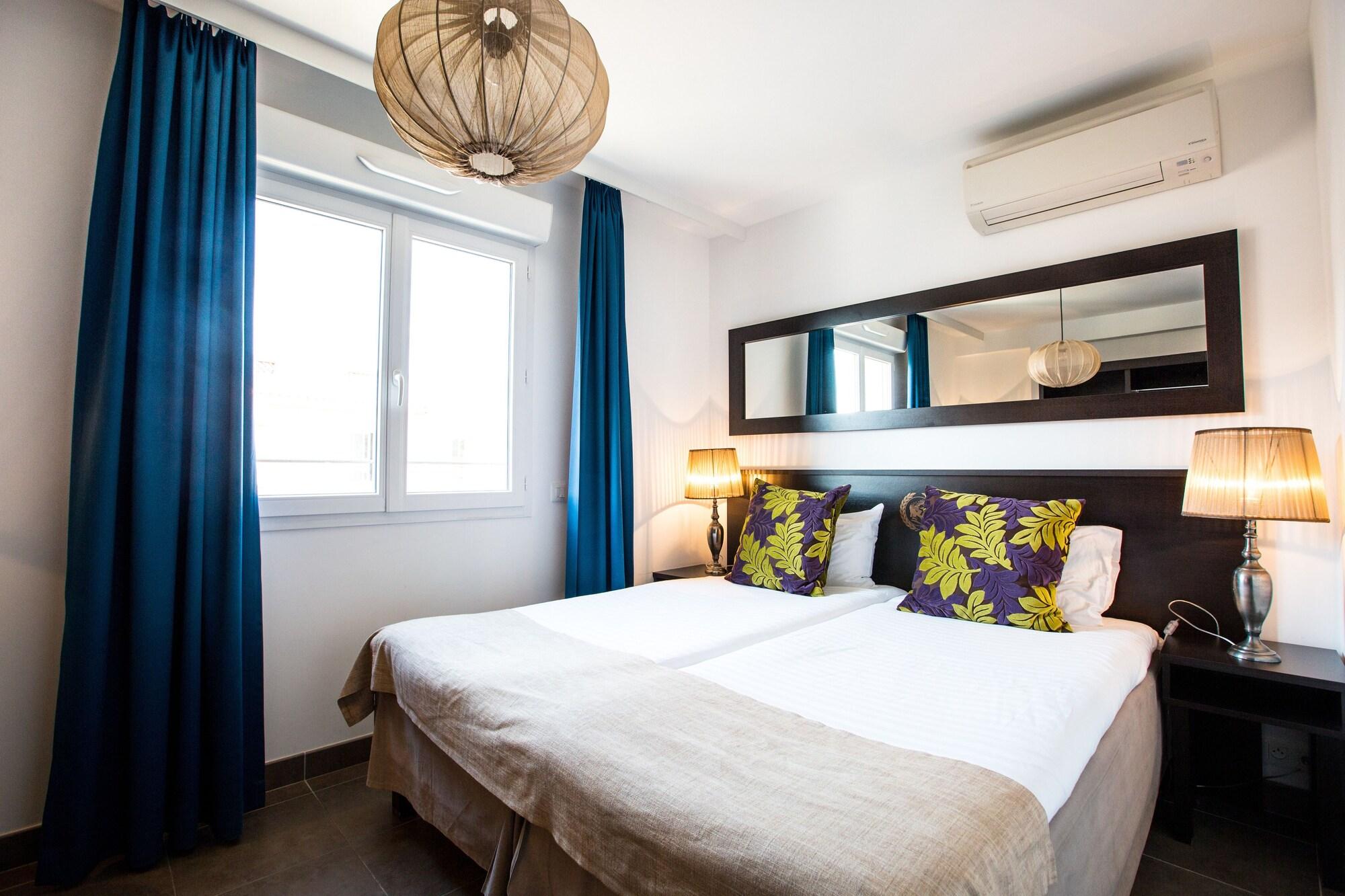 Langley Resort Napoleon Bonaparte LʼÎle-Rousse Εξωτερικό φωτογραφία