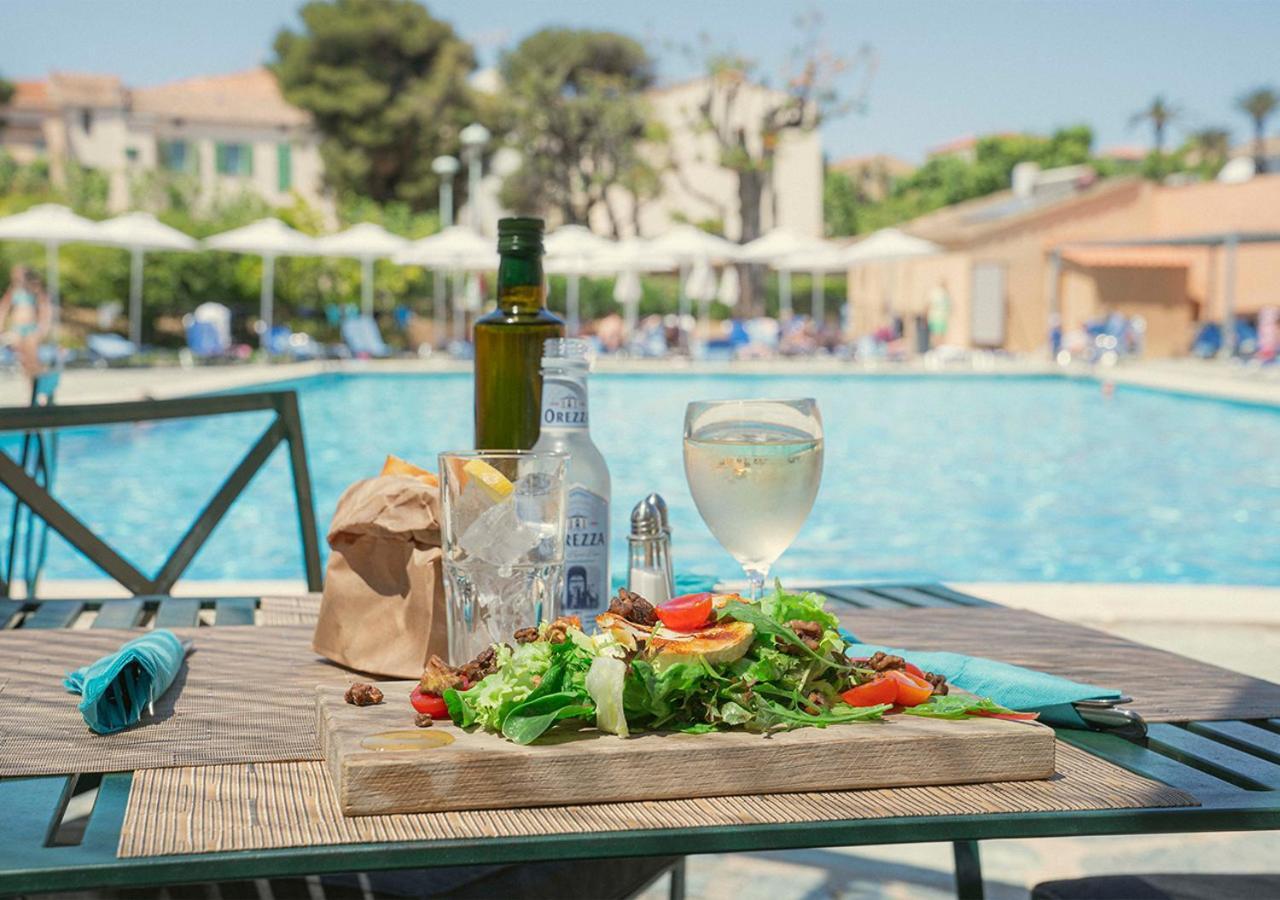 Langley Resort Napoleon Bonaparte LʼÎle-Rousse Εξωτερικό φωτογραφία