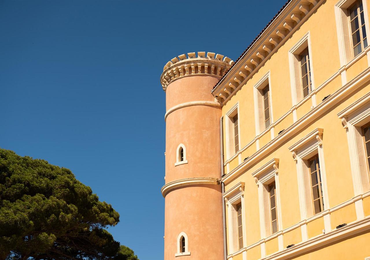 Langley Resort Napoleon Bonaparte LʼÎle-Rousse Εξωτερικό φωτογραφία
